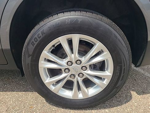 Used 2022 Cadillac XT5 Luxury w/ LPO, Floor Liner Package AWD/4WD image 27