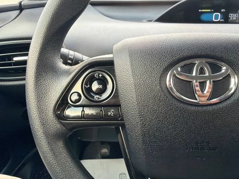Used 2020 Toyota Prius LE w/ Carpet Mat Package AWD/4WD image 26