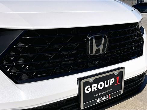 Used 2025 Honda Accord SE image 29