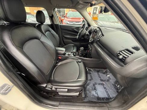 Used 2017 MINI Cooper Clubman ALL4 AWD/4WD image 8