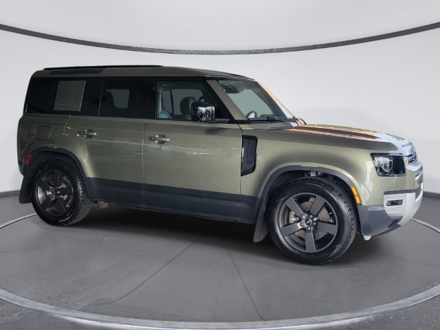 Used 2024 Land Rover Defender 110 S AWD/4WD image 2