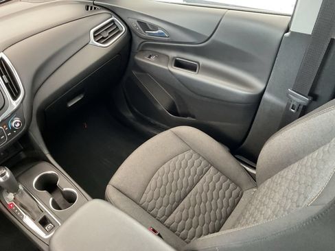 Used 2020 Chevrolet Equinox LT AWD/4WD image 17
