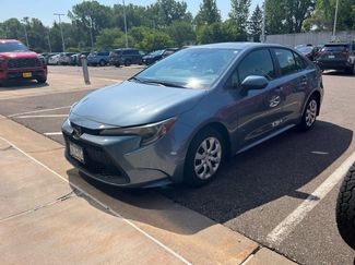 Used 2022 Toyota Corolla LE FWD video 2