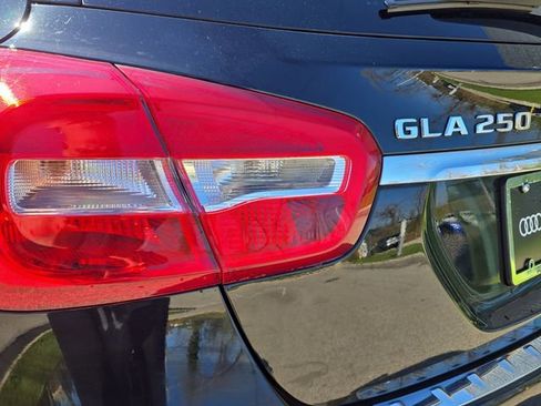 Used 2020 Mercedes-Benz GLA 250 4MATIC image 36