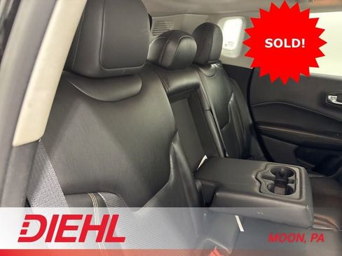Used 2018 Jeep Compass Limited w/ Navigation Group image 10