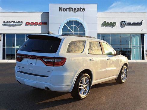 Used 2024 Dodge Durango GT image 4