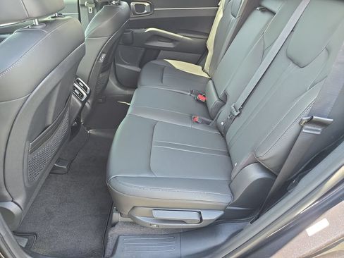 New 2026 Kia Sorento EX FWD image 17