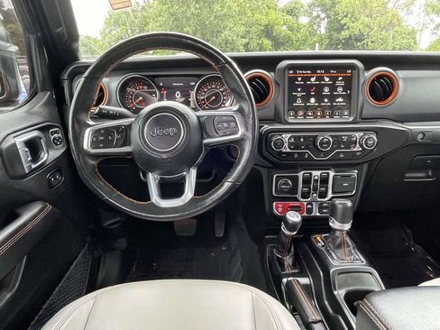 Used 2023 Jeep Gladiator Mojave w/ LED Lighting Group AWD/4WD image 17