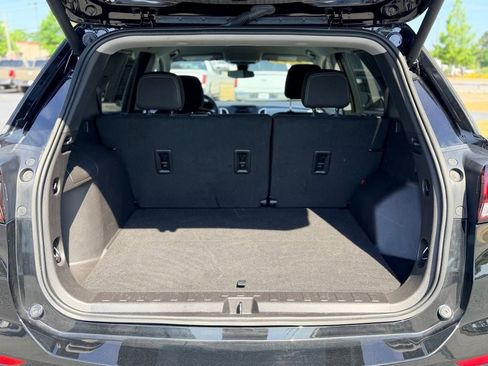 Used 2024 Chevrolet Equinox LT image 30