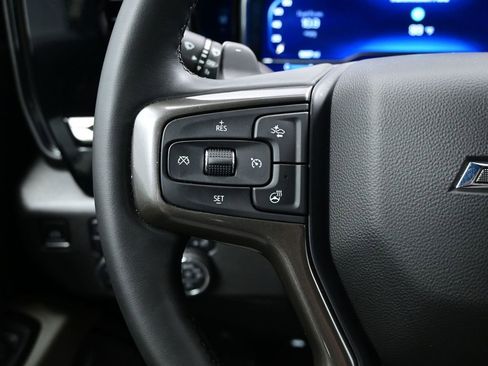 Used 2025 Chevrolet Silverado 1500 ZR2 AWD/4WD image 18