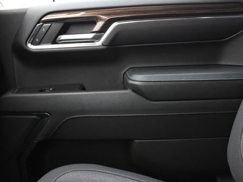 Used 2023 Chevrolet Silverado 1500 RST image 18