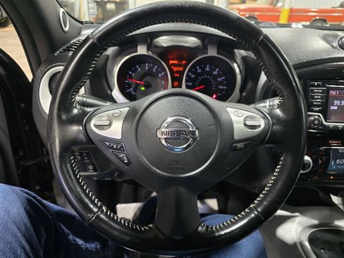 Used 2017 Nissan Juke SV AWD/4WD image 36