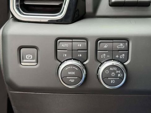 Used 2024 GMC Sierra 1500 Denali AWD/4WD image 20