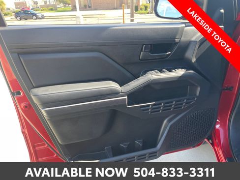 Certified 2026 Toyota Tacoma SR5 AWD/4WD image 23