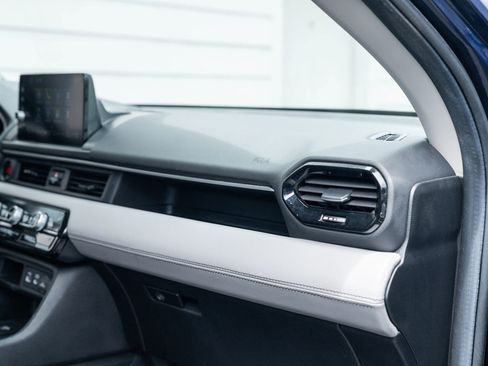 Used 2025 Honda Pilot EX-L image 15
