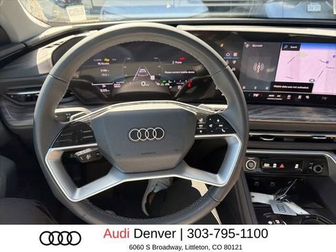 Used 2025 Audi Q5 Premium w/ Convenience Package image 5
