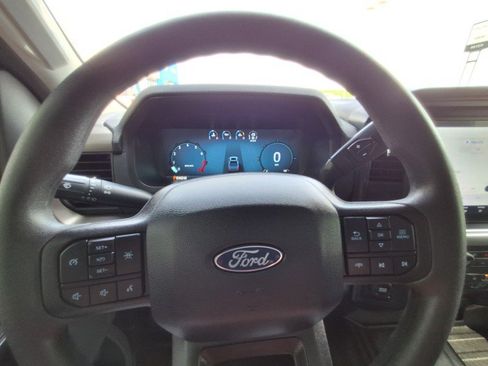 Used 2025 Ford F150 XL AWD/4WD image 13
