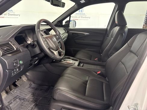 Certified 2023 Honda Passport TrailSport image 15