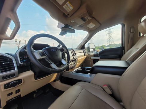 Used 2018 Ford F350 Lariat w/ Lariat Ultimate Package AWD/4WD image 10