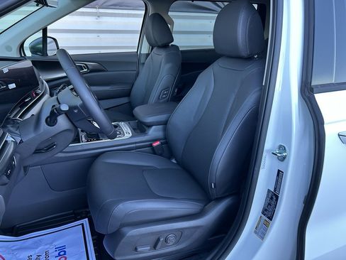 New 2026 Kia Carnival SX Prestige image 10