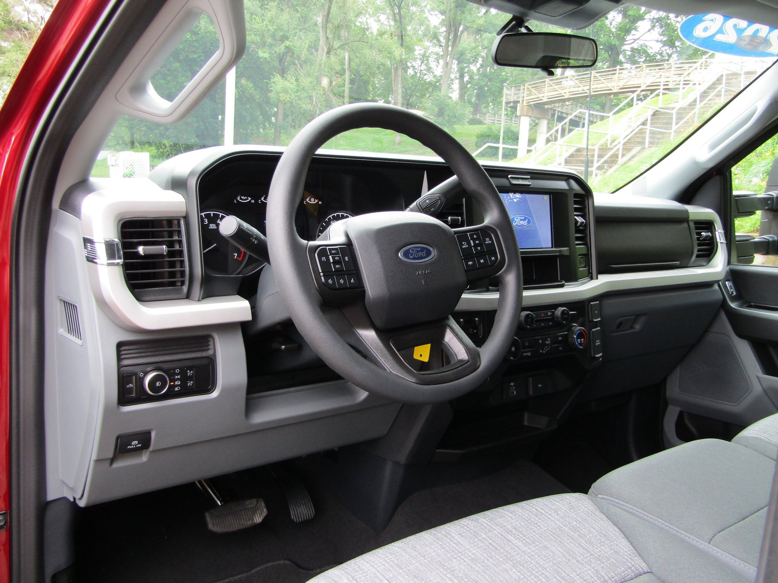 New 2026 Ford F350 XLT w/ 360-Degree Camera Package AWD/4WD image 23