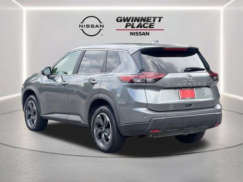 Certified 2025 Nissan Rogue SV AWD/4WD image 23