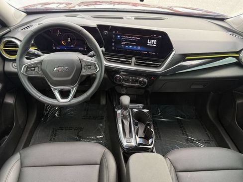 Certified 2024 Chevrolet Trax ACTIV w/ Driver Confidence Package FWD image 14