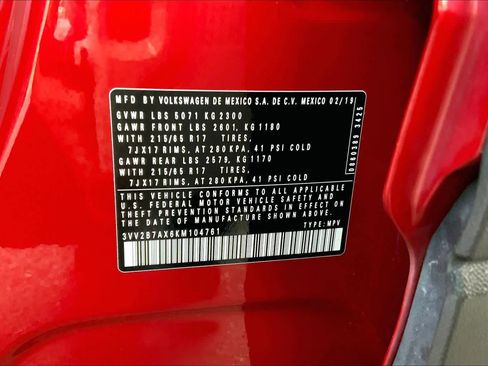 Used 2019 Volkswagen Tiguan SE w/ Panoramic Sunroof Package image 34