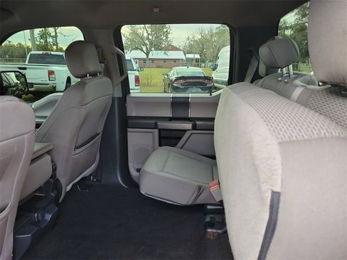 Used 2020 Ford F150 XLT image 26