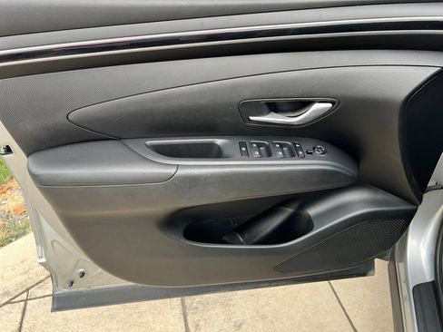 Used 2022 Hyundai Tucson SEL w/ Cargo Package FWD image 16