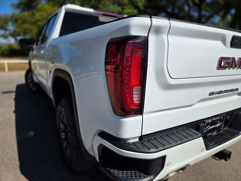 Used 2024 GMC Sierra 1500 AT4 w/ AT4 Premium Package AWD/4WD image 34