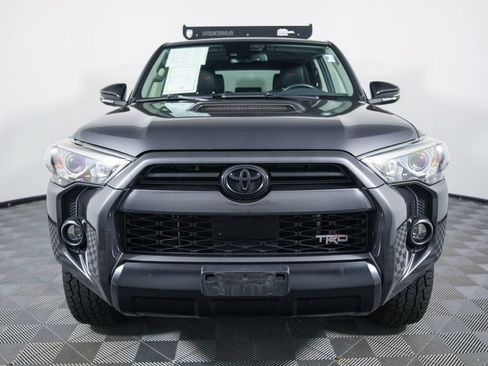 Used 2020 Toyota 4Runner Venture w/ Moonroof Package AWD/4WD image 10