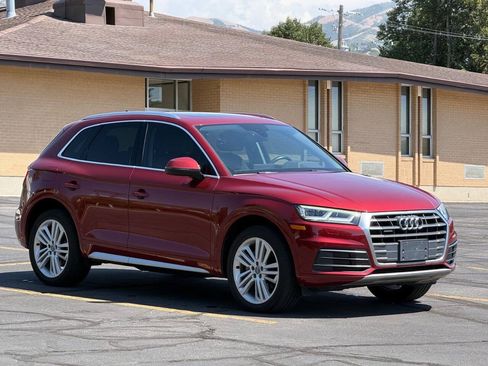 Used 2018 Audi Q5 2.0T Premium Plus w/ Premium Plus Package AWD/4WD image 7