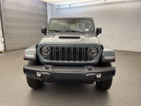 New 2026 Jeep Gladiator Sport image 6