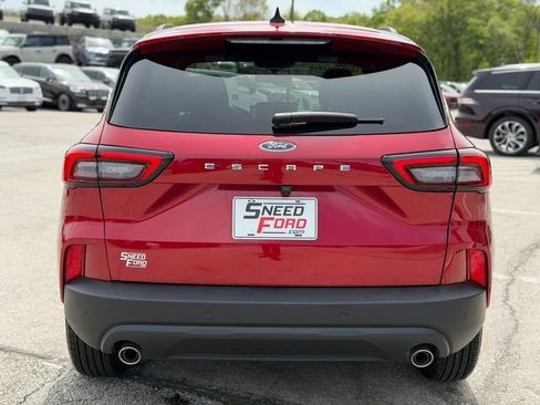 Used 2025 Ford Escape ST-Line w/ Tech Pack #1 FWD image 6