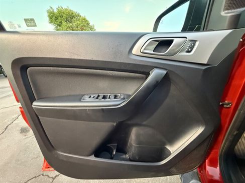Used 2019 Ford Ranger XLT w/ Equipment Group 302A Luxury AWD/4WD image 17