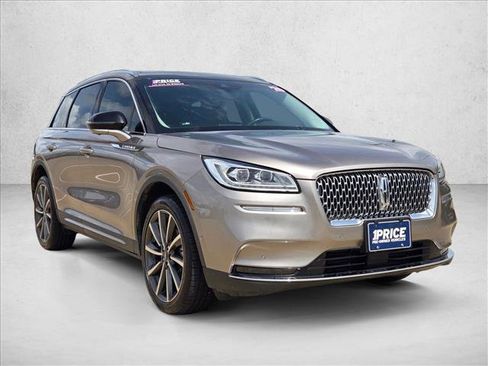 Used 2020 Lincoln Corsair Reserve w/ Equipment Group 201A FWD image 3