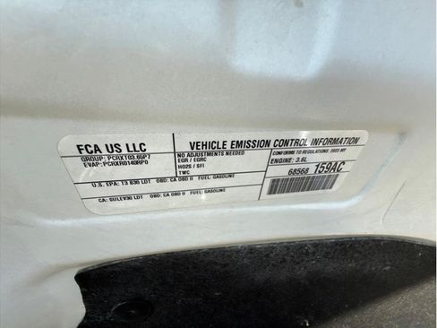 Used 2023 Chrysler Pacifica Touring-L FWD image 21