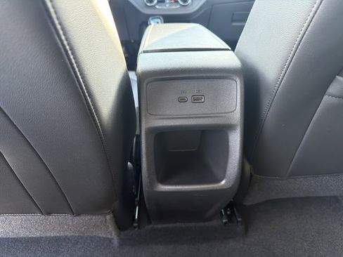 Used 2024 Buick Envista Preferred image 24