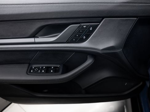 Certified 2024 Porsche Taycan 4 Cross Turismo image 17