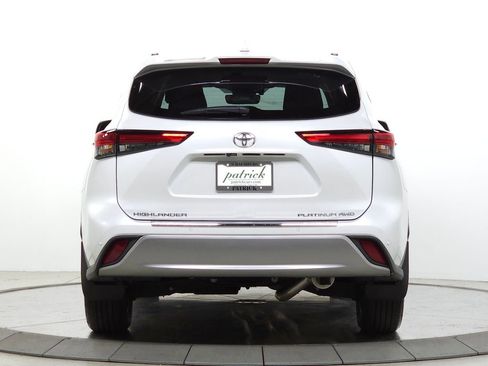 Used 2022 Toyota Highlander Platinum AWD/4WD image 8