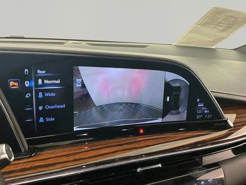Certified 2023 Cadillac Escalade Premium Luxury AWD/4WD image 13