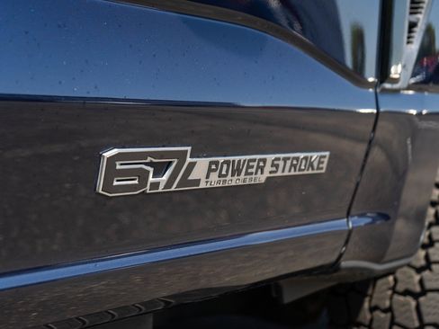 Used 2023 Ford F250 XLT w/ XLT Premium Package AWD/4WD image 10
