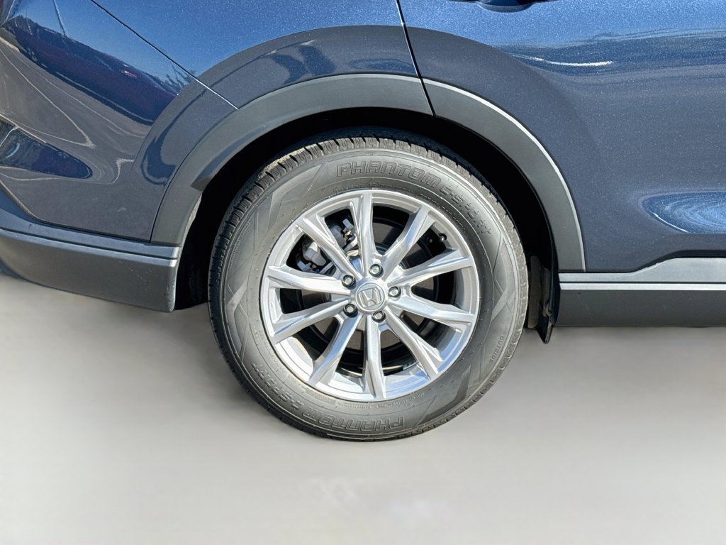 Used 2025 Honda CR-V EX-L image 41