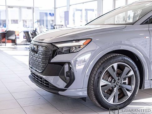 Used 2024 Audi Q4 e-tron Premium Plus w/ Premium Plus image 5