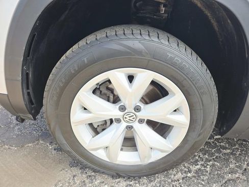 Used 2019 Volkswagen Atlas SE AWD/4WD image 16