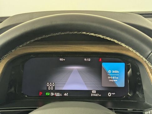 Used 2025 Volkswagen Atlas SE FWD image 18