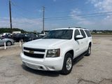 Used 2013 Chevrolet Suburban LT image 3
