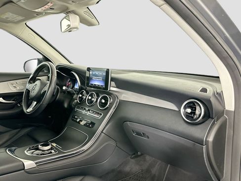 Used 2019 Mercedes-Benz GLC 300 GLC 300 image 23