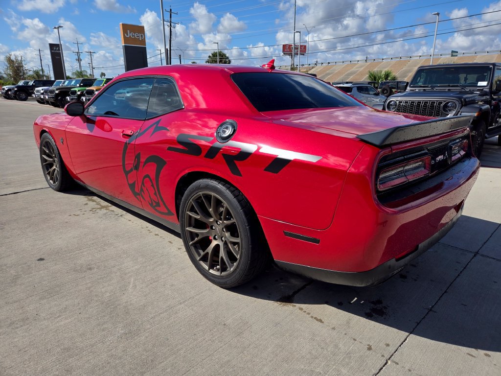 Used 2016 Dodge Challenger SRT Hellcat RWD image 5